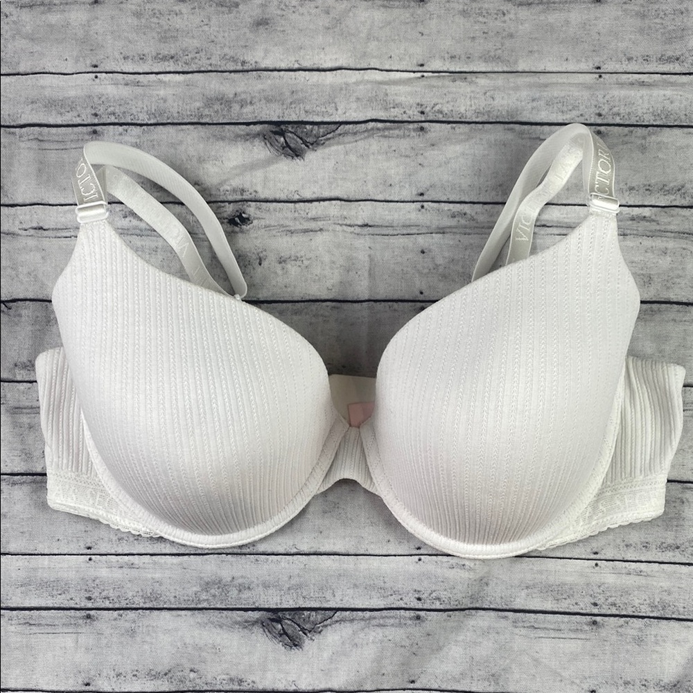 Victoria's Secret White cotton t-shirt lightly lined padded Demi bra 38d